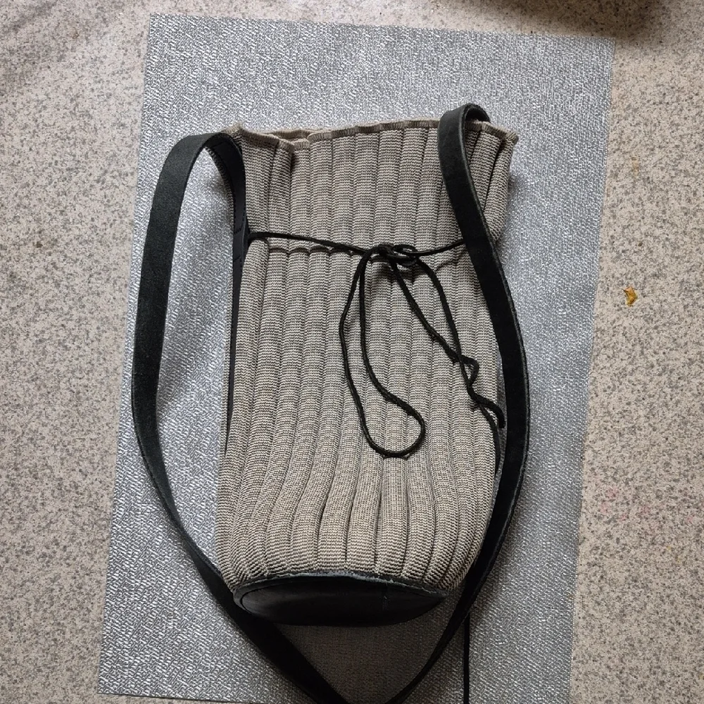 Hoi Bo's Exhale Supernova Women's Bag - Picture 4 of 6